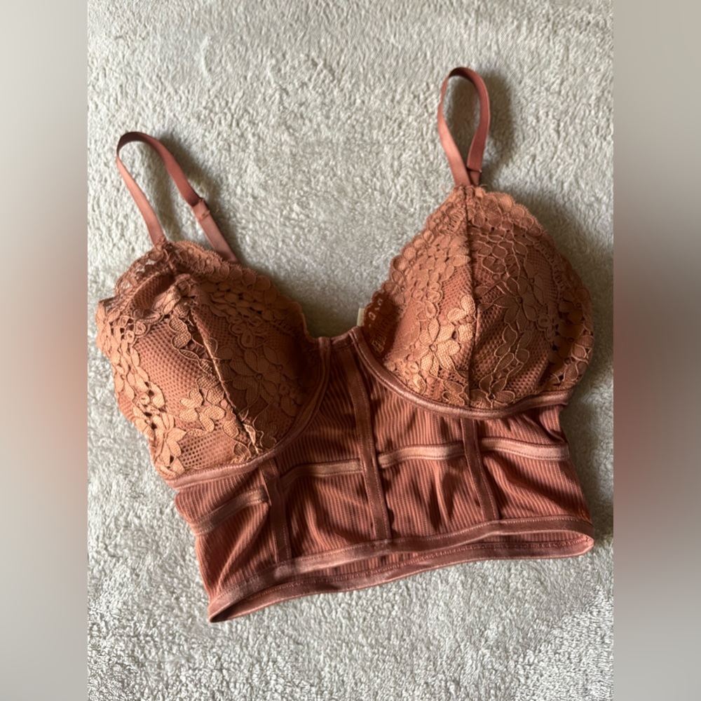 Bustier Lace top with adjustable straps